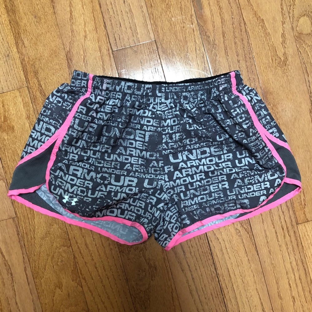 under armour athletic shorts size small